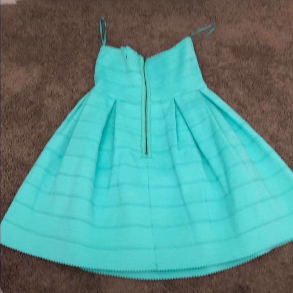 Tiffany Color DRESS - Picture 2 of 4